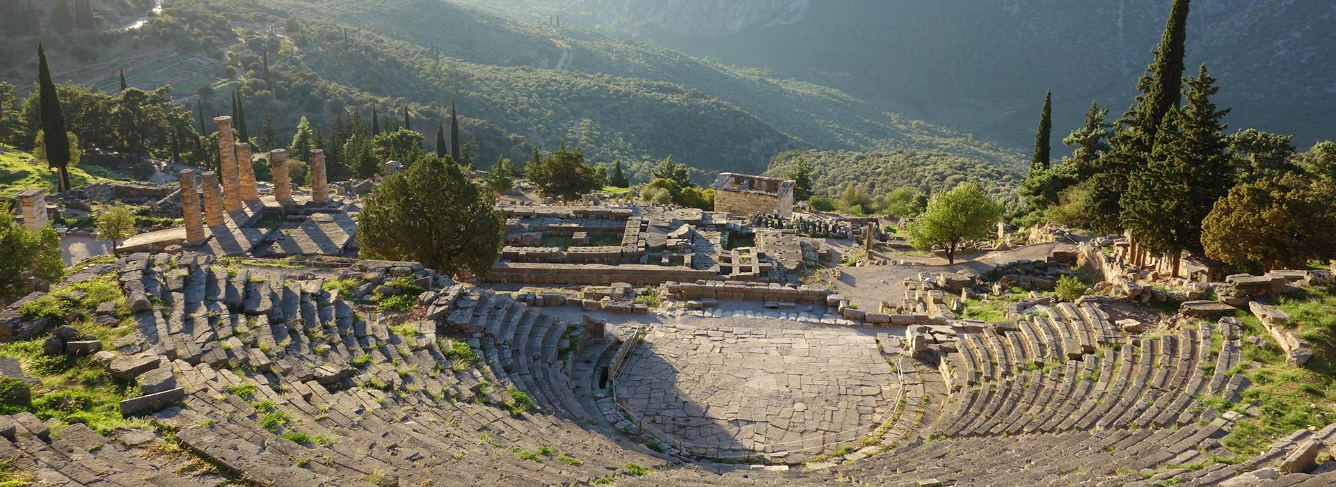 Αρχαιολογικός Χώρος Δελφών Αρχαίο Θέατρο