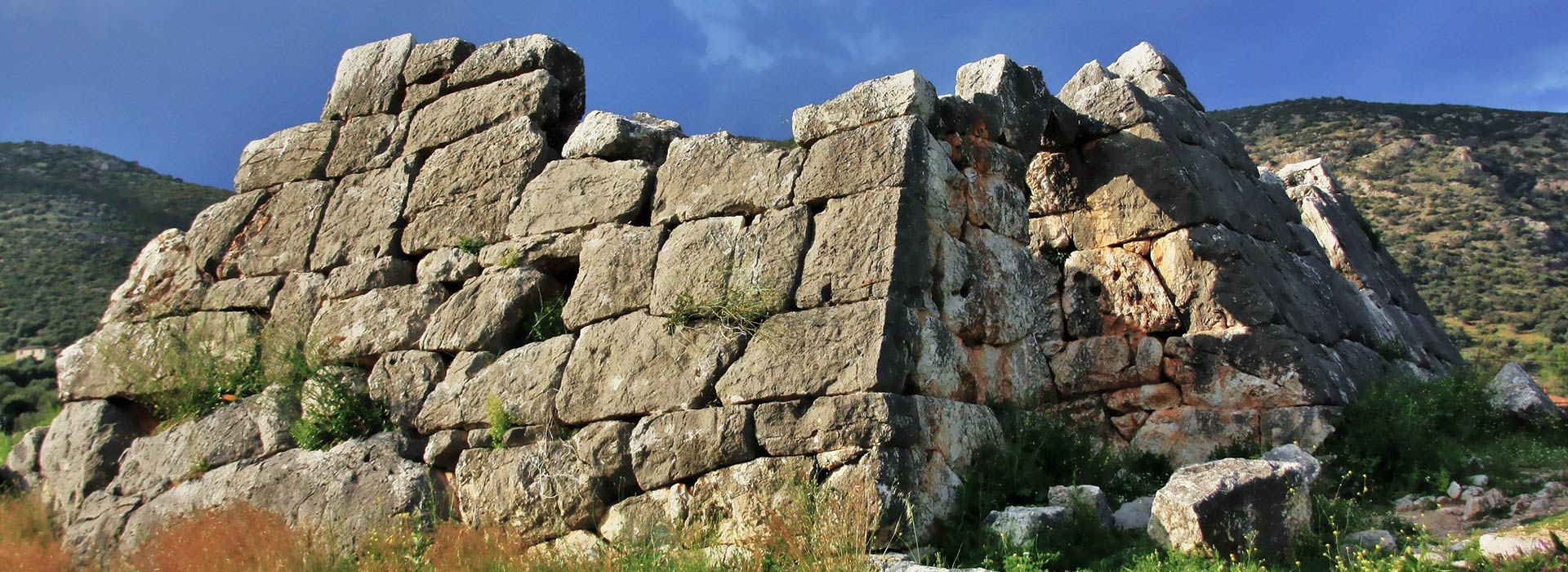 Ελληνική Πυραμίδα κοντά στο Άργος