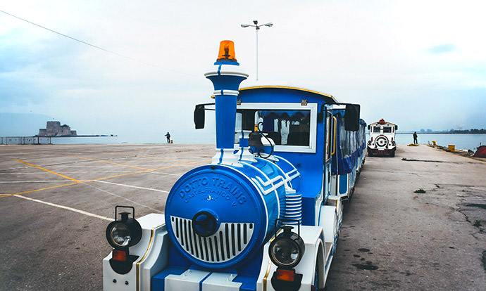 Ξενάγηση στο Ναύπλιο με τρένο